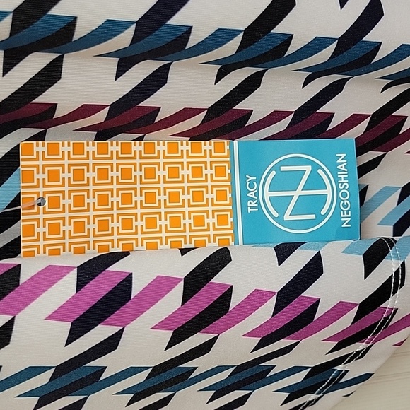 Tracy Negoshian, women's Black and White Houndstooth Brenda Dress Medium NWT - Picture 5 of 7